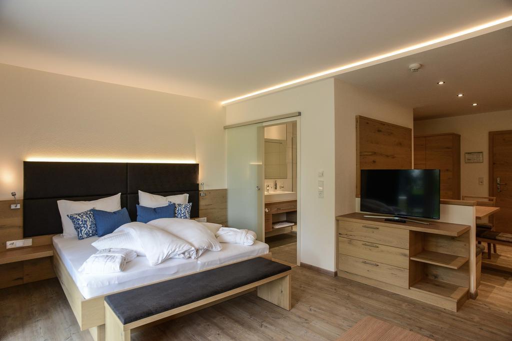 R Appartements Sommerbergbahnen Inklusive Танхайм Стая снимка